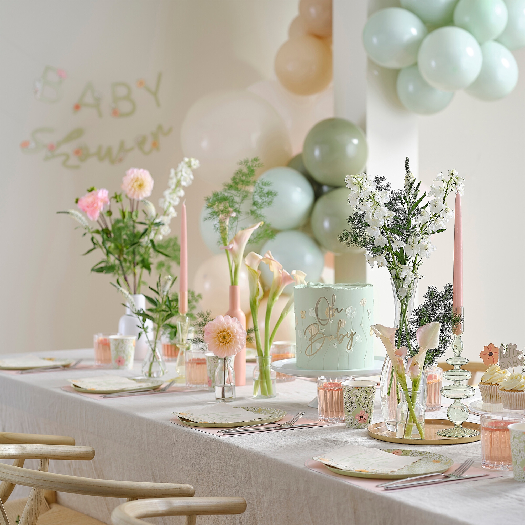 16 Servietten "Hello Baby" Floral