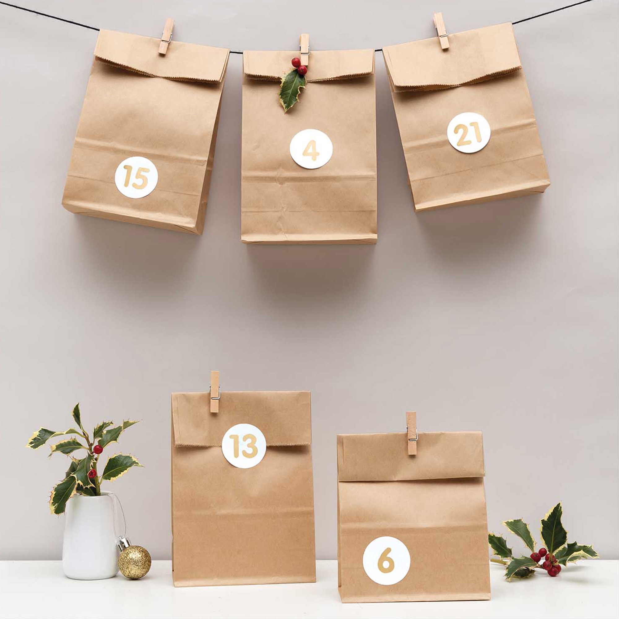 DIY Adventskalender-Set, 24 Tüten Braun