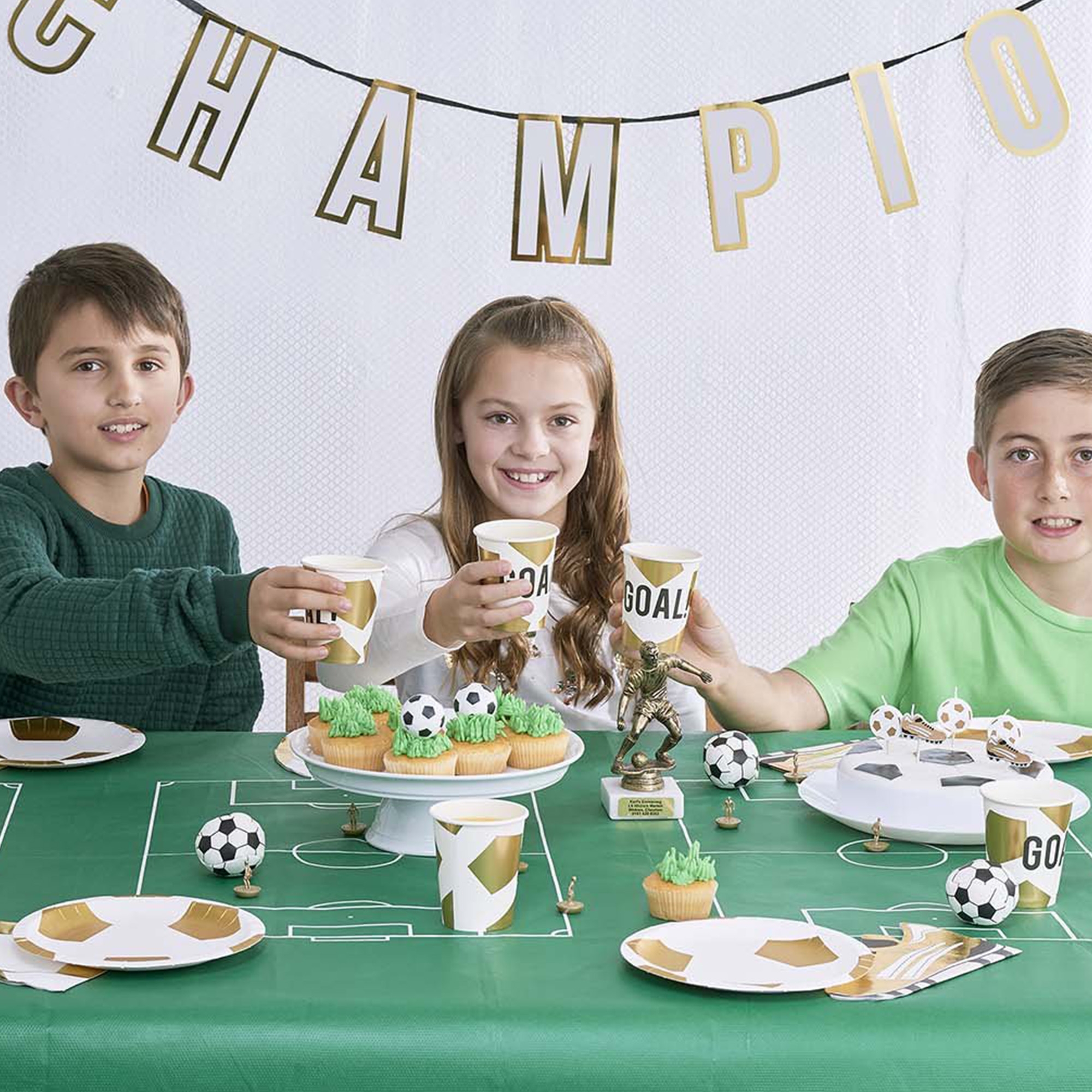 Papier Tischdecke "Fußball"